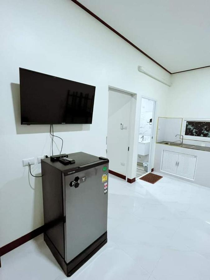 Ove Apartment Bang Saray 邦萨雷 外观 照片